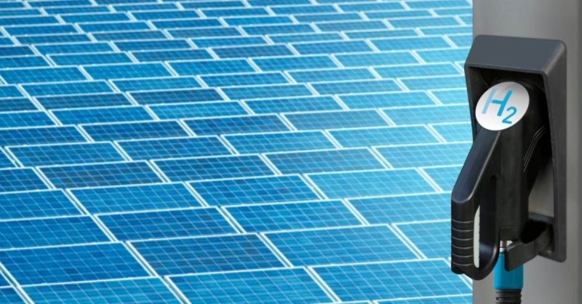 Supercomputer-powered research turns solar energy into hydrogen.